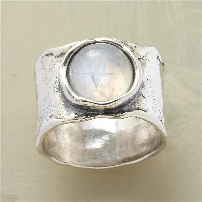Blanda Mondstein-Ring