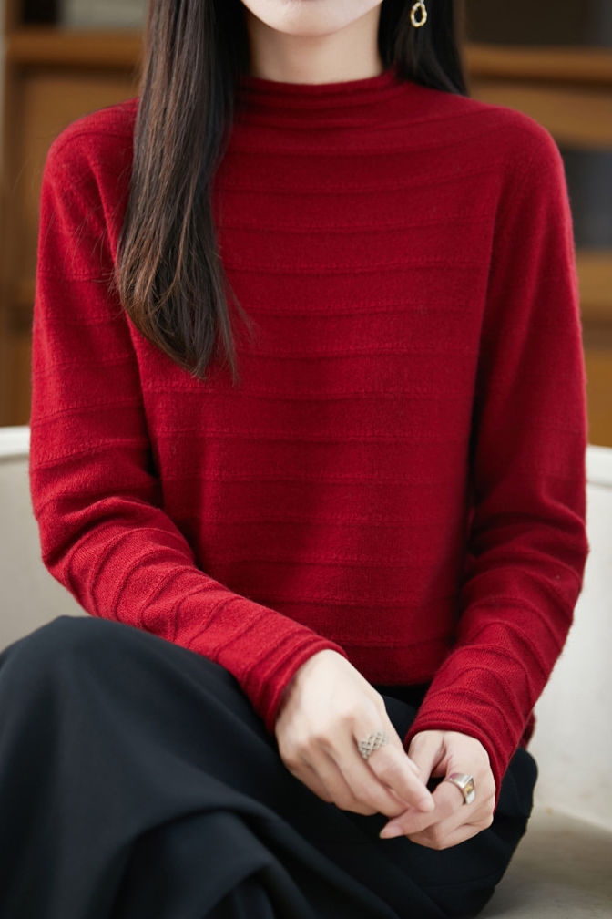 Lässiger vielseitiger Pullover mit halbem hohen Kragen und Rippstruktur