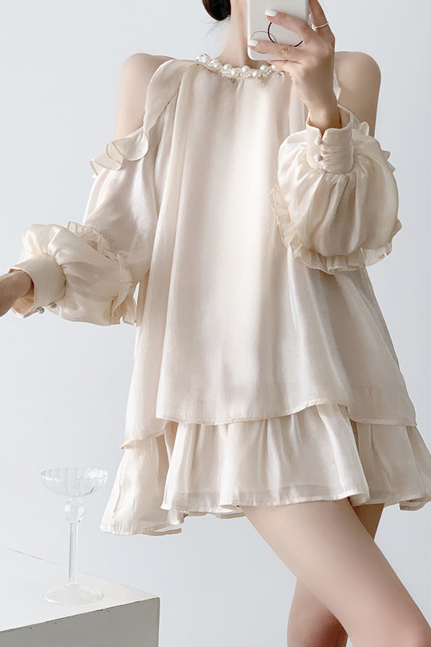 Off-Shoulder Halterkleid mit Perlenverzierung