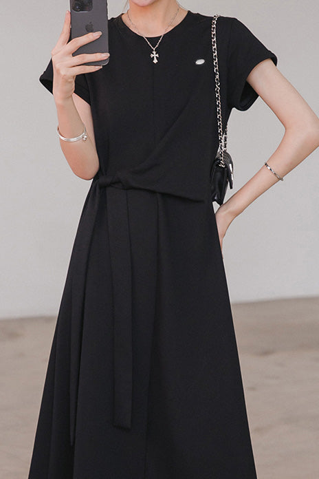 Lässiges A-Linien-Kleid mit Taillenzug