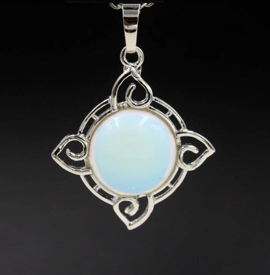 Gisela Mondstein-Halskette