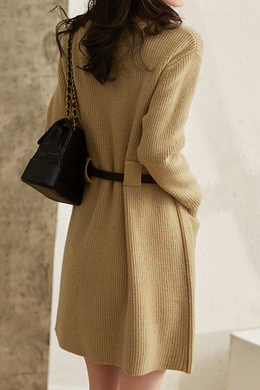 Hochgeschlossenes Gürtel Strickkleid - 3 Farben erhältlich
