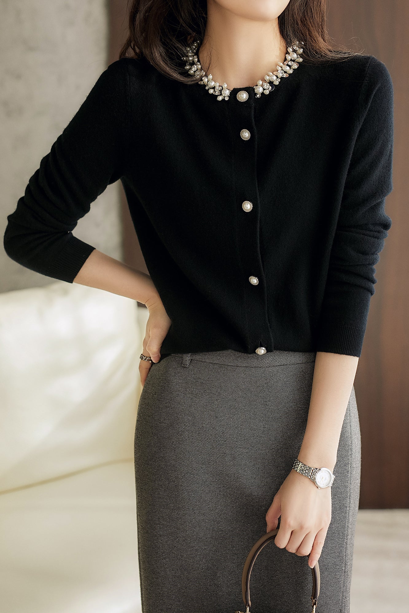 Eleganter mit Perlen dekorierter Cardigan