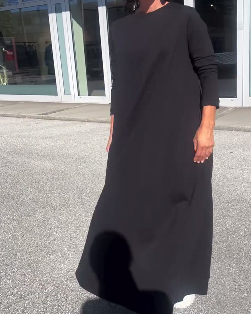 Lockeres Kleid mit langen Ärmeln und Rundhalsausschnitt