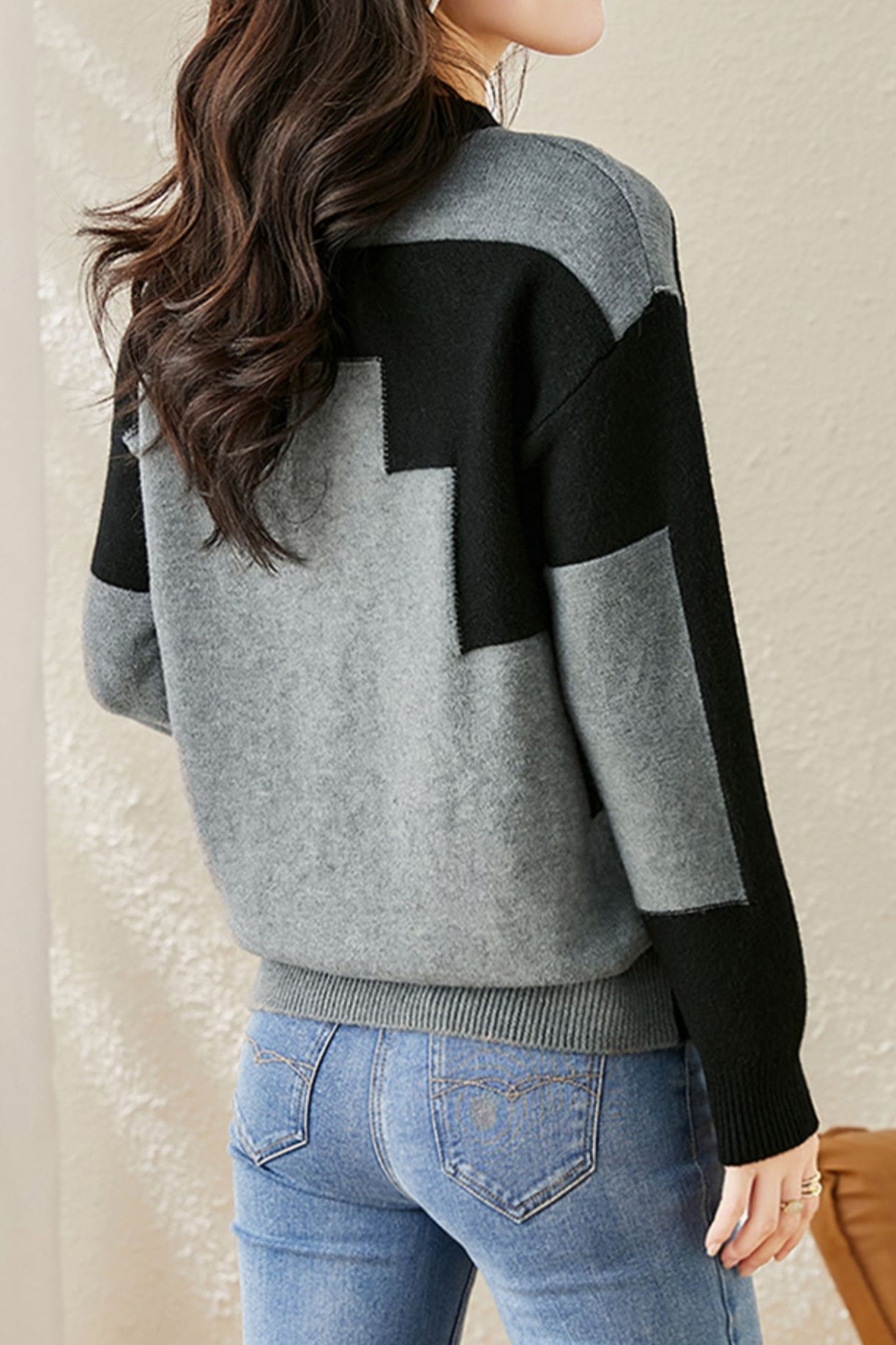 Lässiger bequemer zweifarbiger Rundhals-Strickpullover