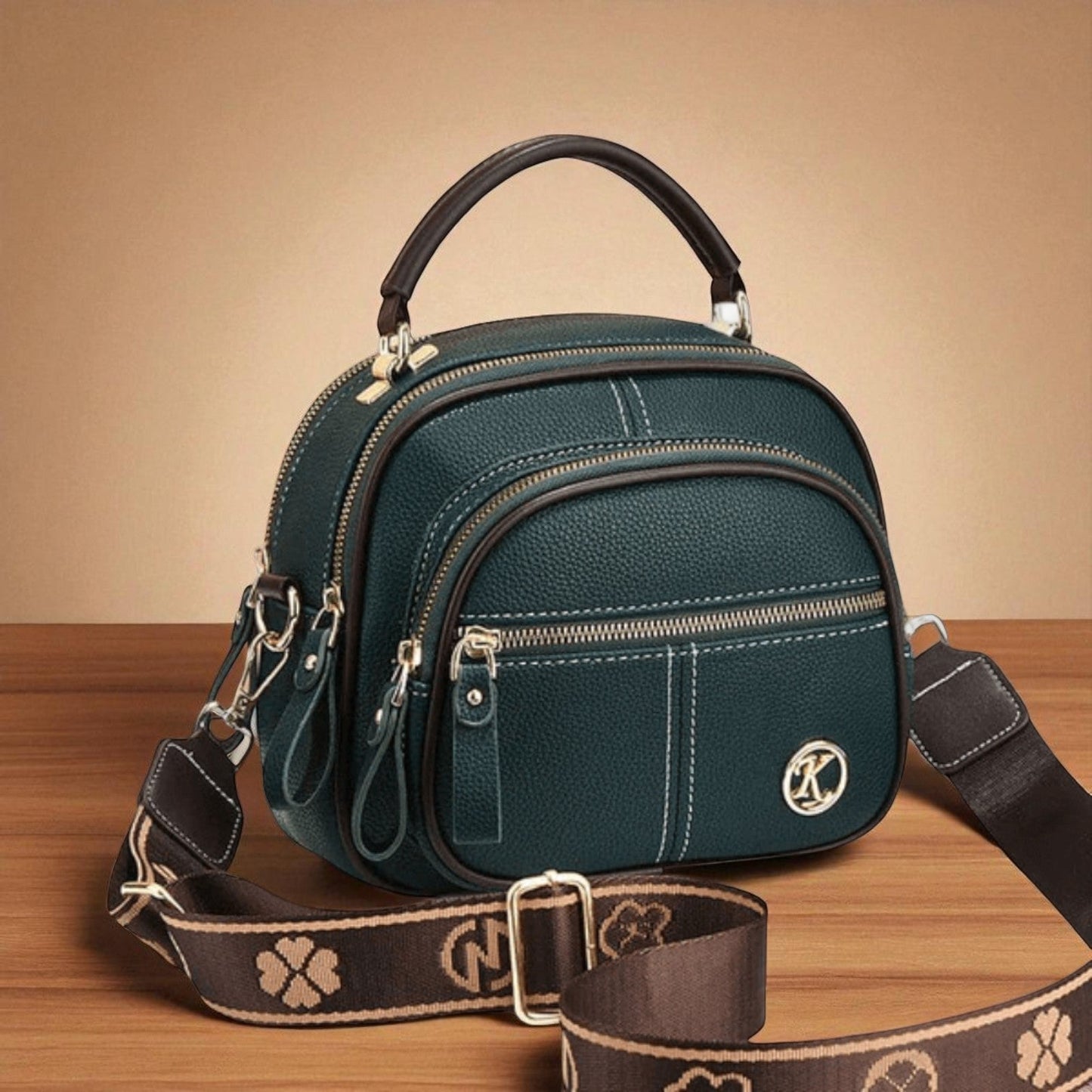 Zaneles zeitlose Eleganz | Stilvolle Tasche mit Schultergurt