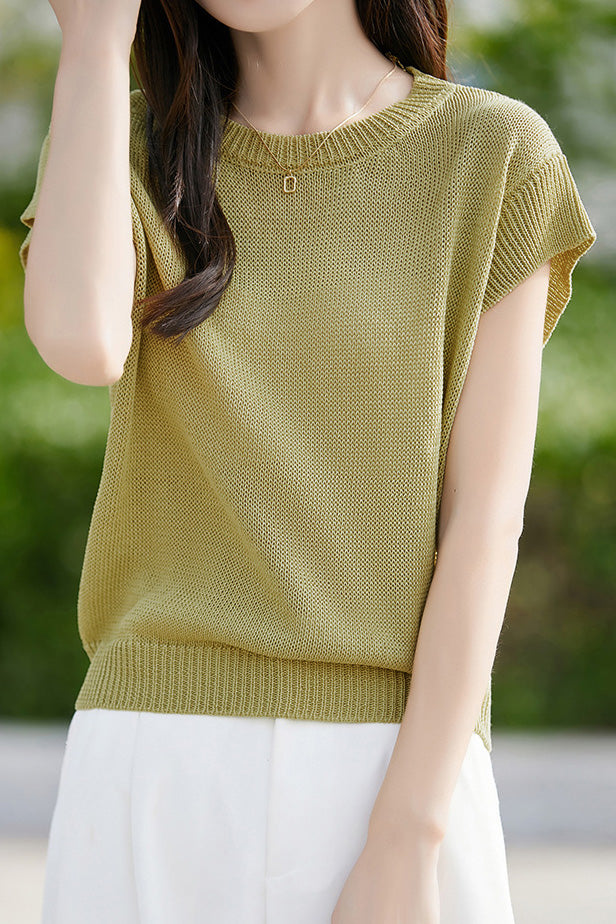 Lässiges Strickoberteil mit schwingenden Ärmeln