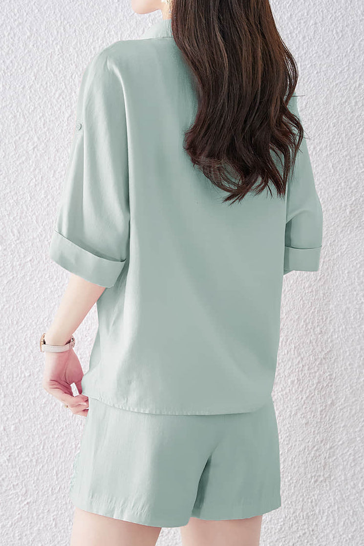 Knopfleiste Kurzarmhemd mit Taillenschnürung und plissierten Shorts Set