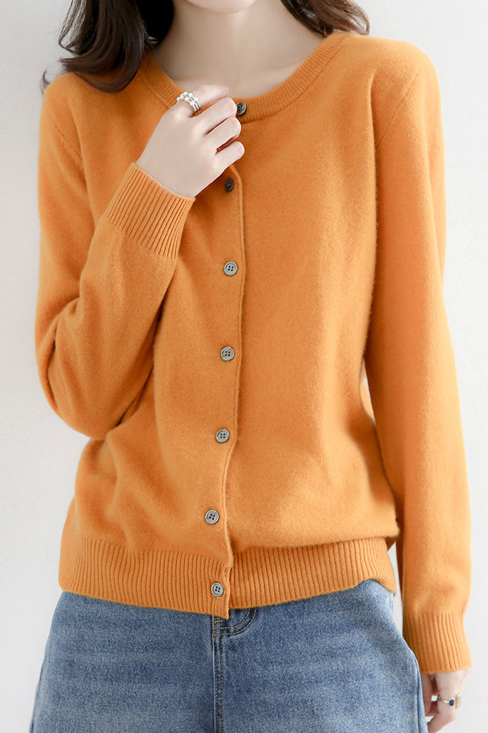 Rundhals Wollstrick-Cardigan - 12 Farben erhältlich