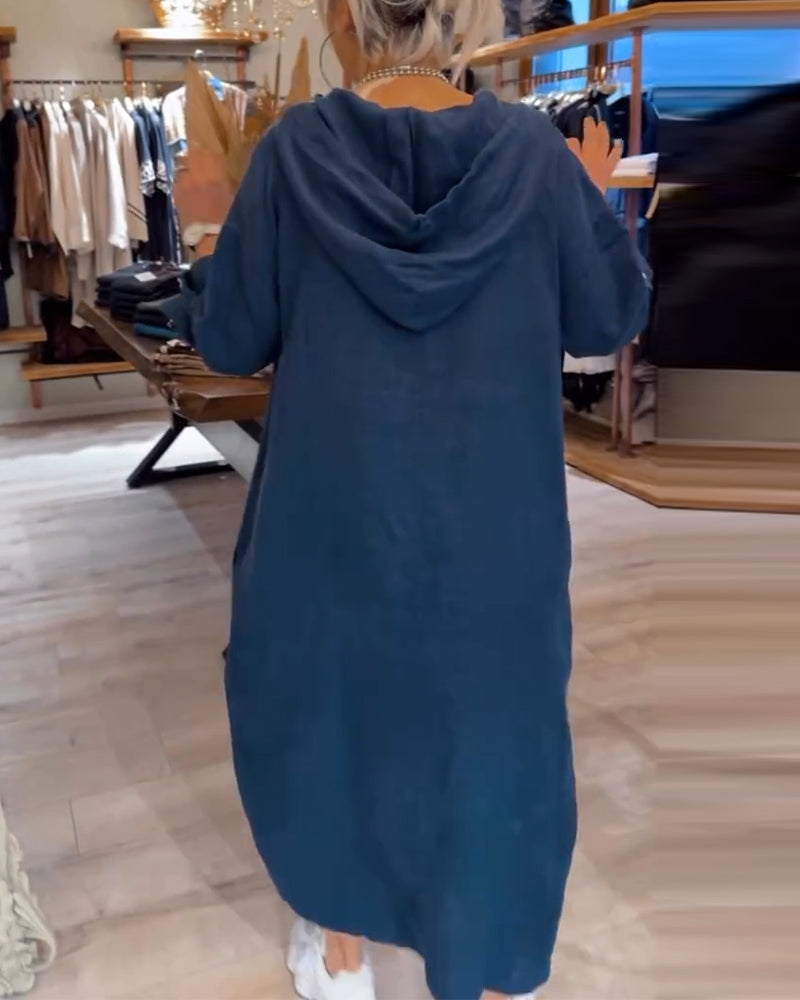 Langärmliges Kapuzenkleid Groß