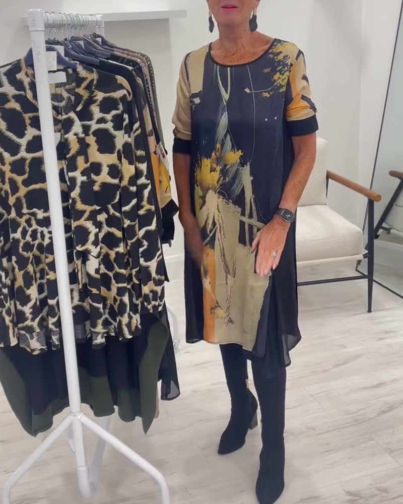 Kleid mit Rundhalsausschnitt und Retro-Druck