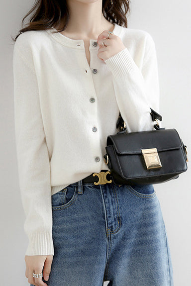 Rundhals Wollstrick-Cardigan - 12 Farben erhältlich