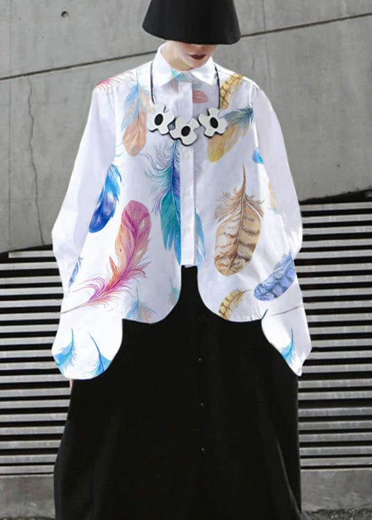 Elegante weiße Baumwollkleidung für Frauen mit asymmetrischem Saum Sommerhemden