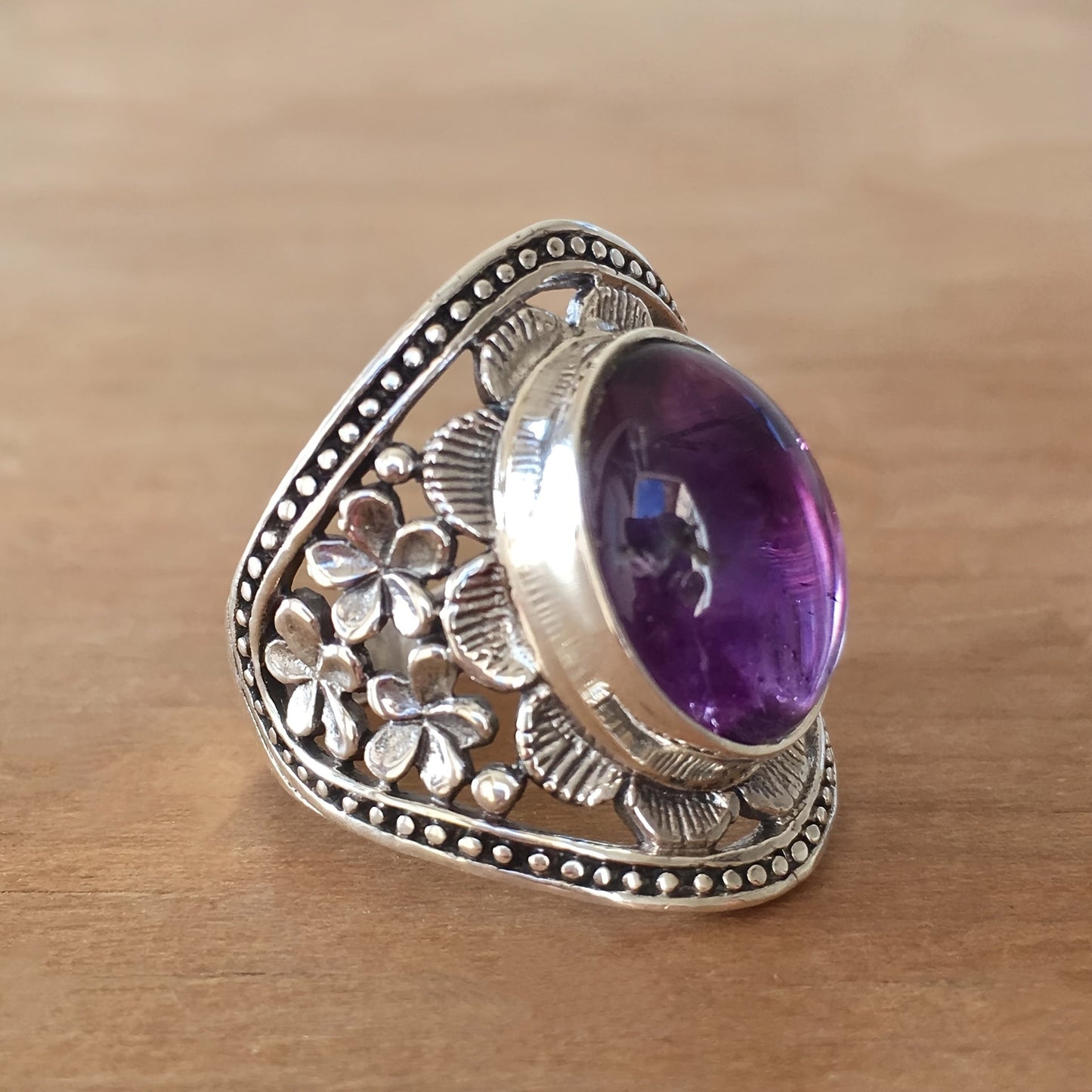 Heike Amethyst Ring