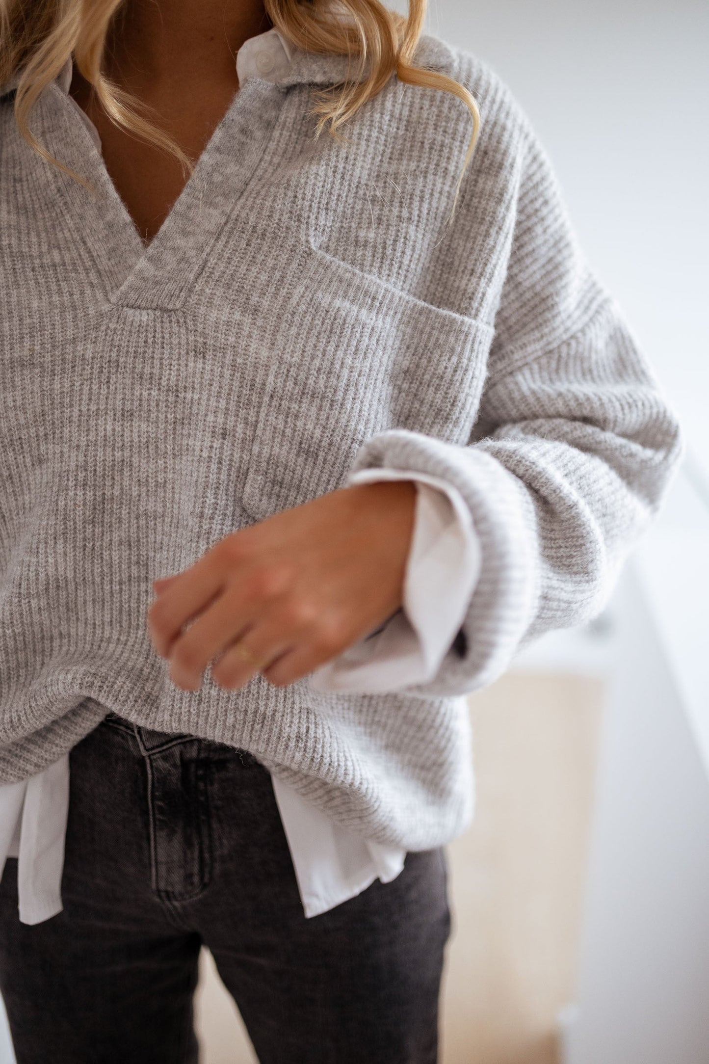 Mara™ | Grauer Strickpullover