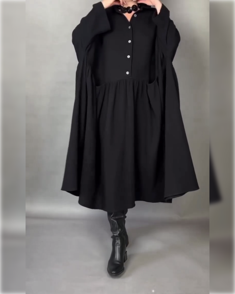 Oversize Kleid in A-Form mit Knopfkragen