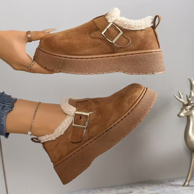 Cambridge Wildleder Slipper mit Futter aus Kunstfell