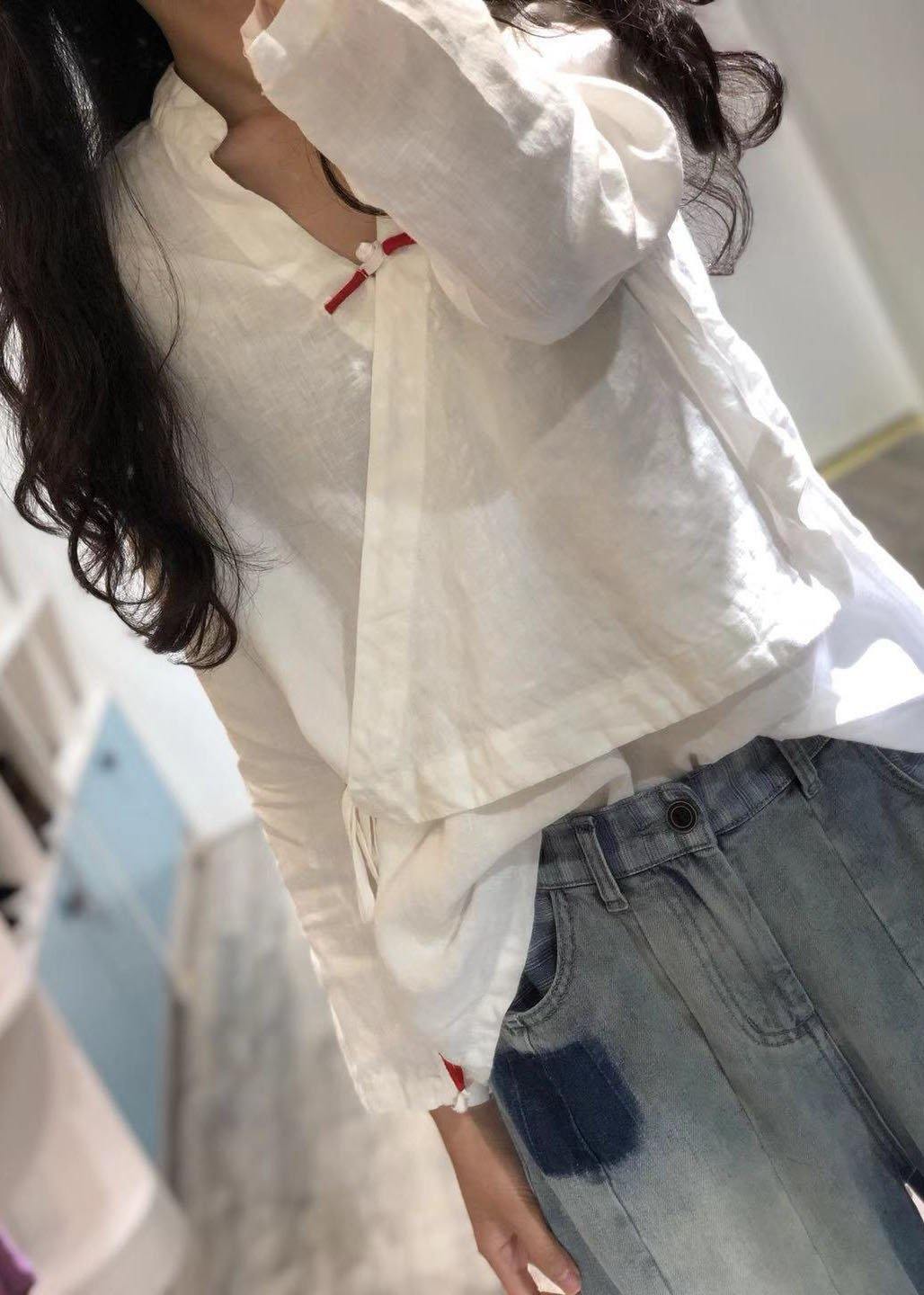 Bohemian weiße Leinenbluse V-Ausschnitt Herbstoberteil