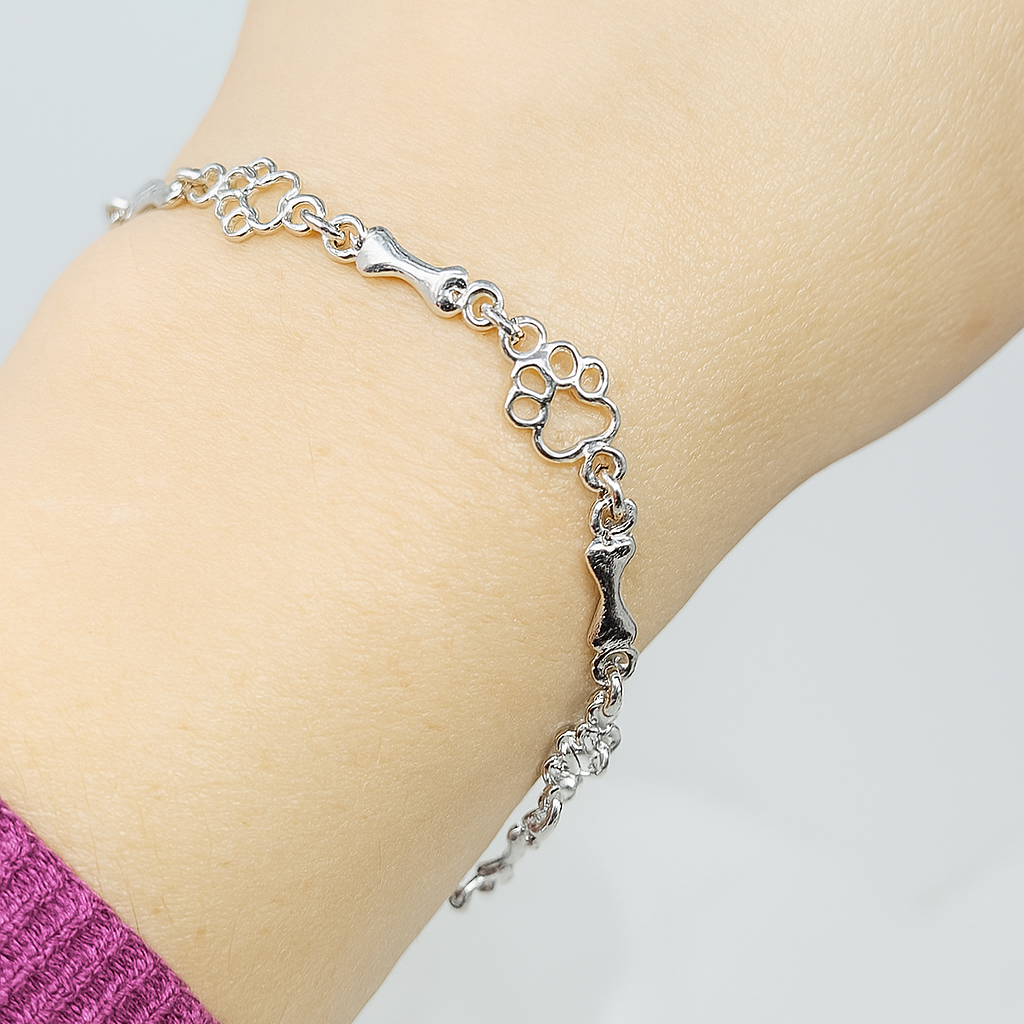 Limitierte Edition Pure Silber Hundepfote und Knochen Charms Armband