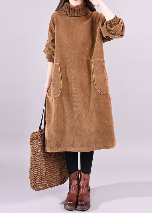 Schokoladen-Patchwork dicke Corduroy Kleider mit Rollkragen und langen Ärmeln