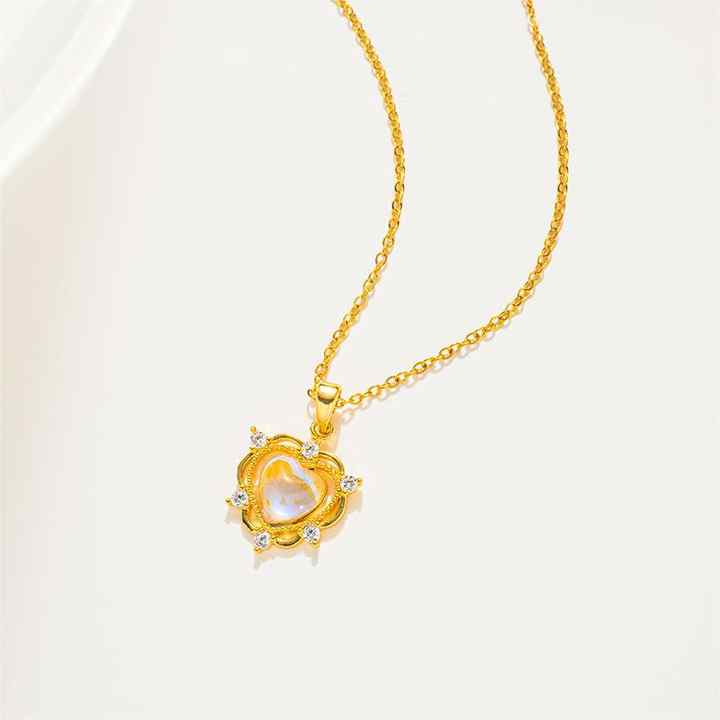 Mondstein Halskette - Herzform