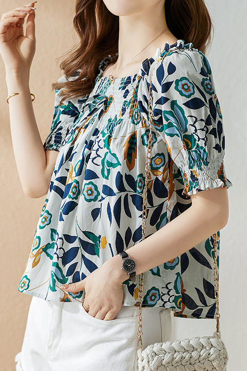 Pullover mit quadratischem Ausschnitt und Puffärmeln aus Kabelstrick