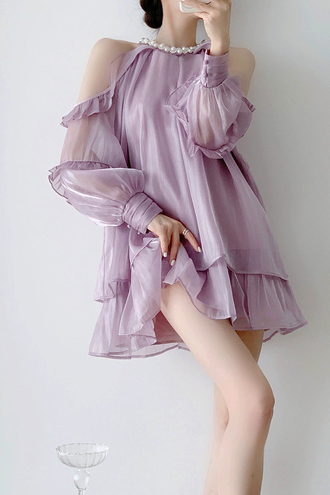 Off-Shoulder Halterkleid mit Perlenverzierung