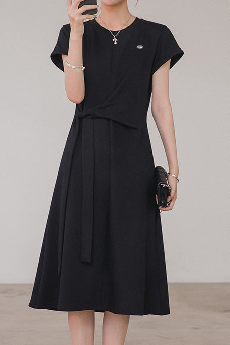 Lässiges A-Linien-Kleid mit Taillenzug