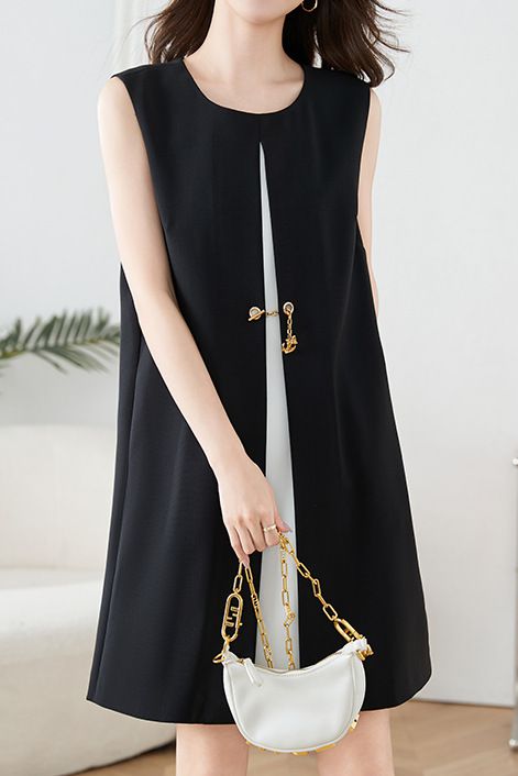 Einfaches und elegantes ärmelloses Tankkleid