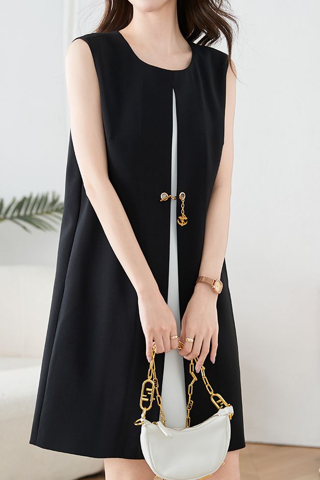 Einfaches und elegantes ärmelloses Tankkleid