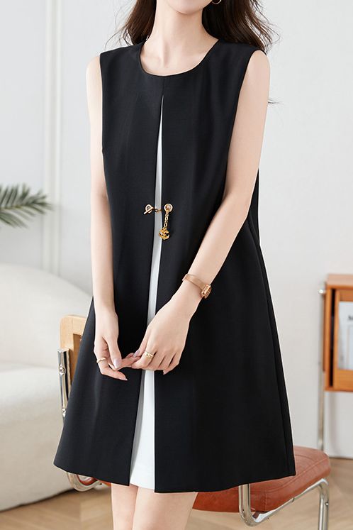 Einfaches und elegantes ärmelloses Tankkleid