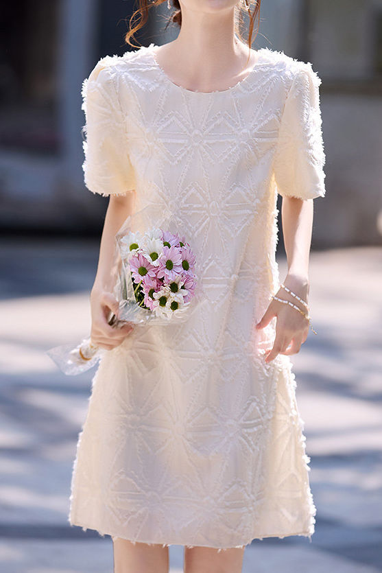 Elegantes weiches, geschorenes Texturkleid