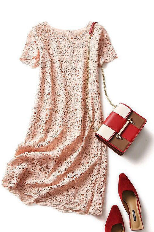 Modisches Spitzen-Hollow-Out-Kleid