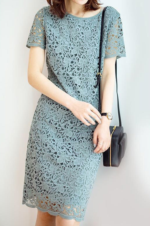 Modisches Spitzen-Hollow-Out-Kleid