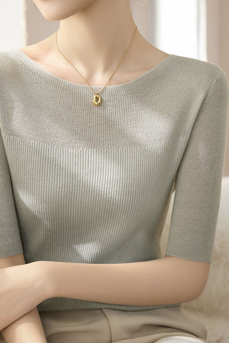 Stylische Strickoberteil mit fünf Viertelärmeln für den frühen Herbst