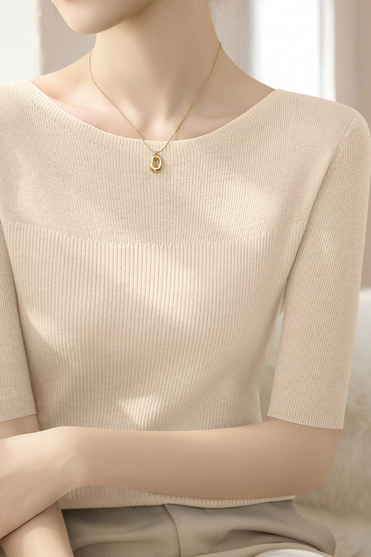 Stylische Strickoberteil mit fünf Viertelärmeln für den frühen Herbst