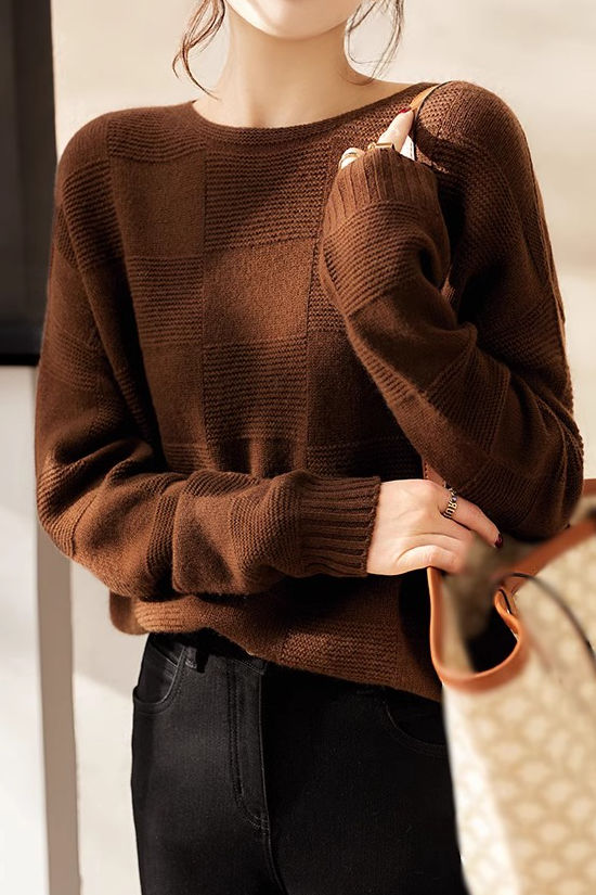 Lässiger vielseitiger weicher strukturierter Strickpullover