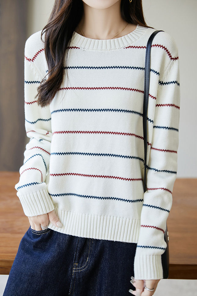 Wellig Gestreiftes Rundhals-Strickoberteil