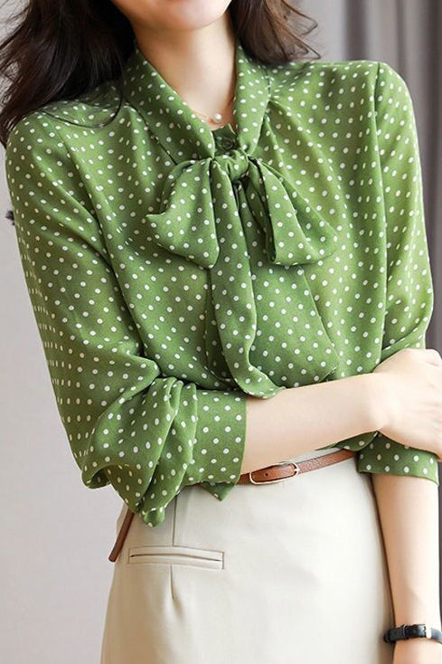 Modisches lässiges Polka-Dot-Hemd