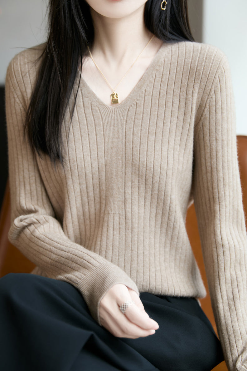 Klassisches lässiges vielseitiges V-Ausschnitt Stricktop