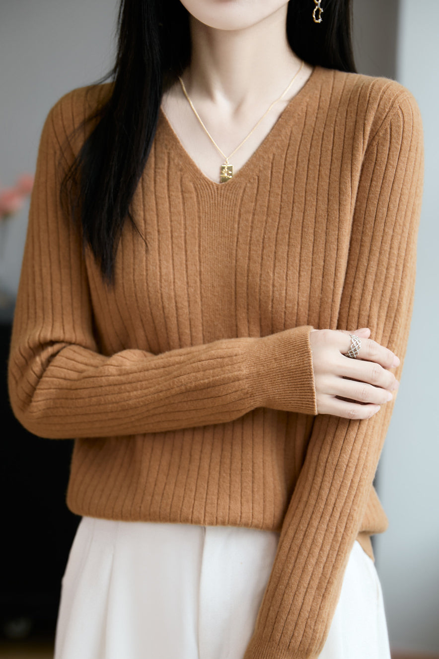 Klassisches lässiges vielseitiges V-Ausschnitt Stricktop