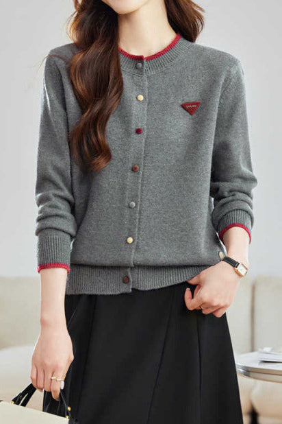 Lässiger bunter Knopf Rundhals Strickcardigan