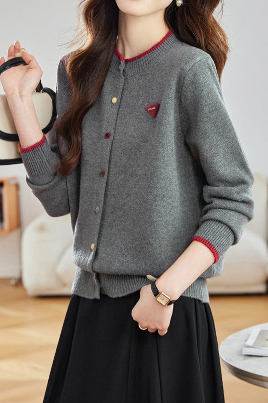 Lässiger bunter Knopf Rundhals Strickcardigan