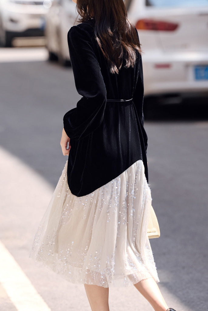 Elegantes Farbblock-Pearl-Krawatte-Velvet-Kleid