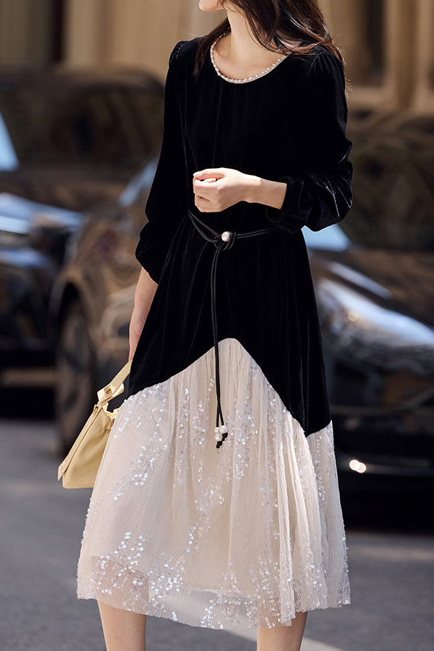 Elegantes Farbblock-Pearl-Krawatte-Velvet-Kleid