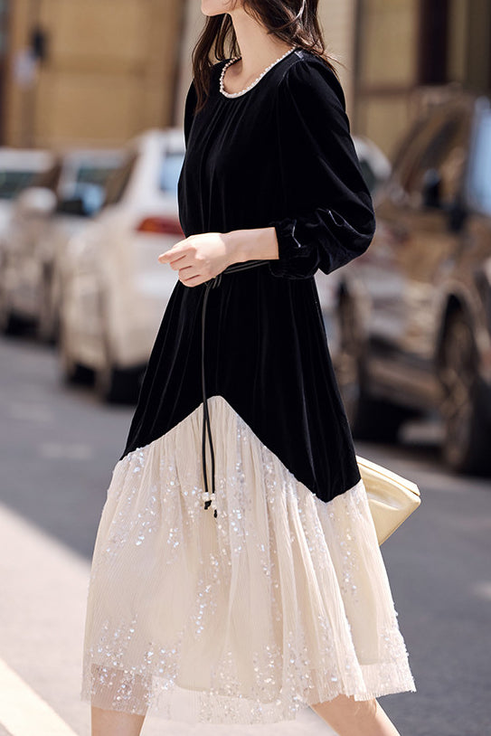 Elegantes Farbblock-Pearl-Krawatte-Velvet-Kleid