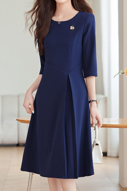 Einfach Elegantes Mid-Sleeve Faltenkleid