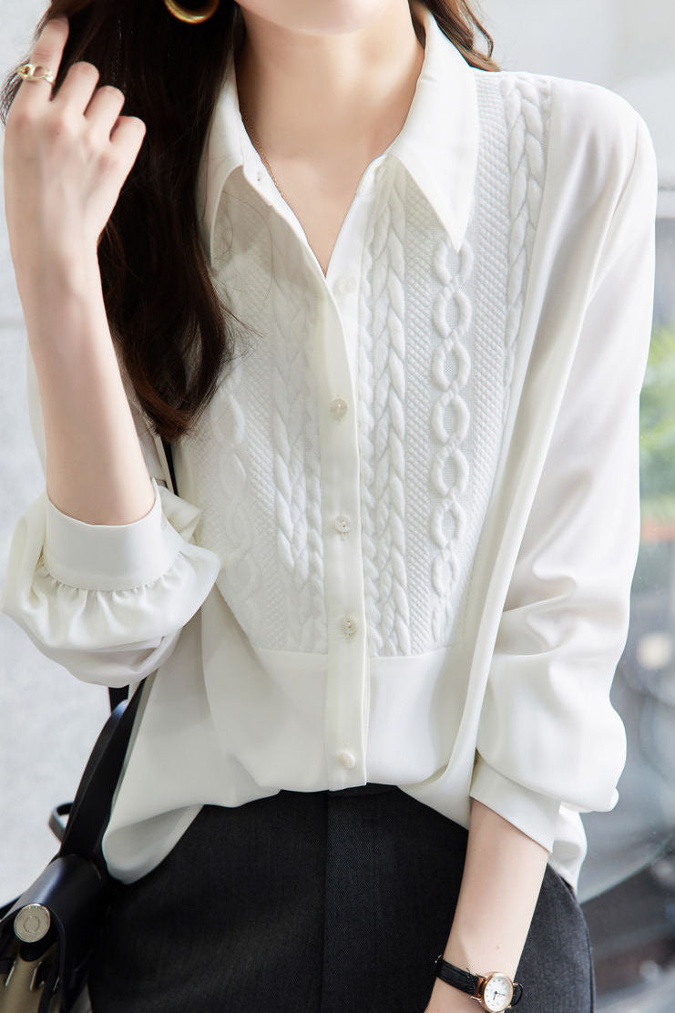 Elegantes Büro Hemd mit strukturiertem weißen Stoff