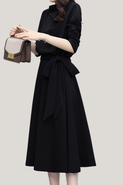 Elegantes Strickkleid mit Mock Neck und taillierter A-Linie