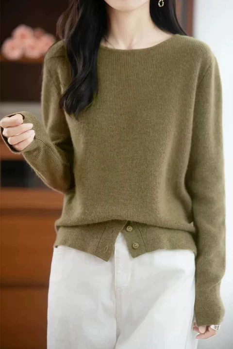 Lässiger warmer Boot-Ausschnitt Pullover mit Knöpfen und Schlitz